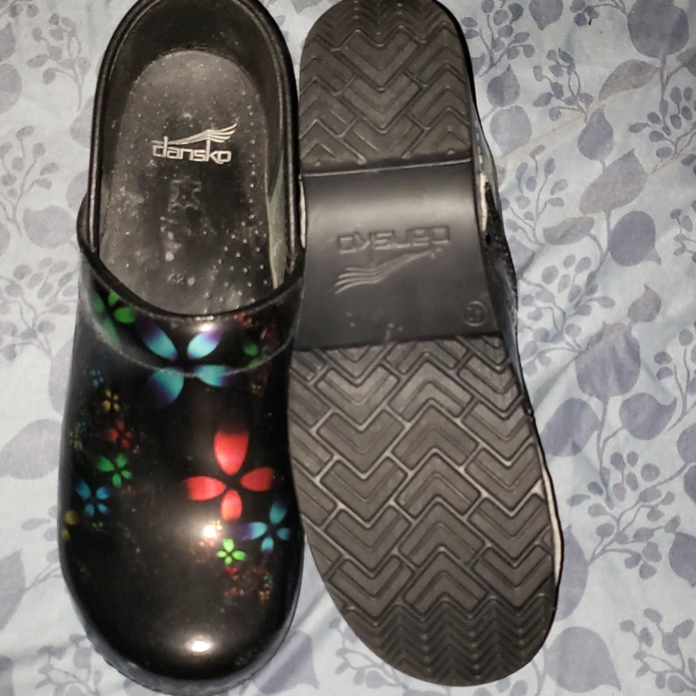 Dansko black floral clogs 42/11.5 - Picture 3 of 3